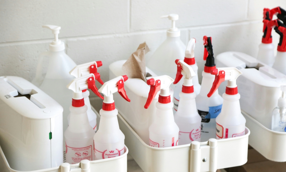 Penggunaan APG Dotachem dalam Penjagaan Diri dan Pembersihan Rumah